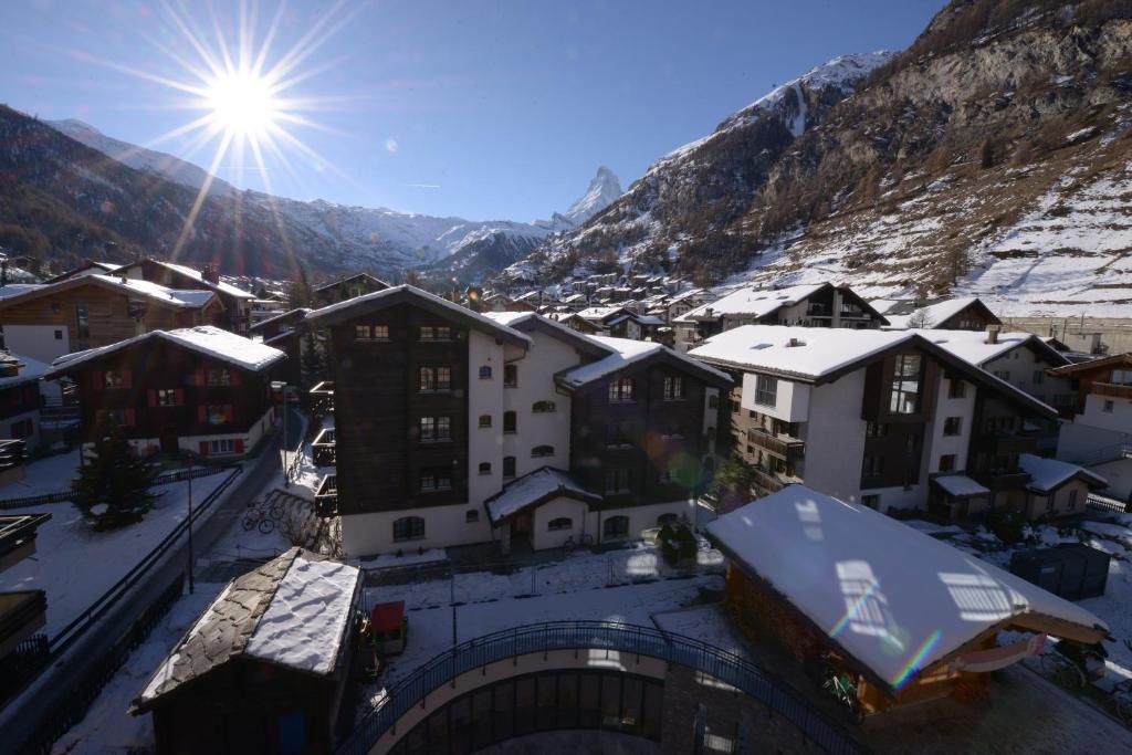 Alpenhotel Fleurs De Zermatt Oda fotoğraf
