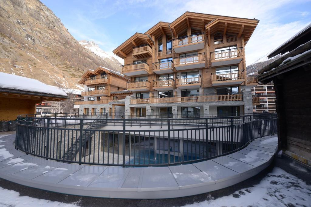 Alpenhotel Fleurs De Zermatt Oda fotoğraf